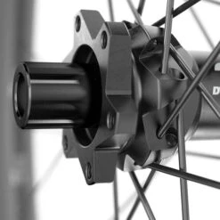 Nuevas DT Swiss E1900, Ahora Con Ratchet LN!! -Tienda De Bicicletas m19006t