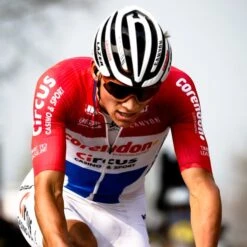 Casco LAZER GENESIS Ice Grey -Tienda De Bicicletas mathieu van der poel Lazer